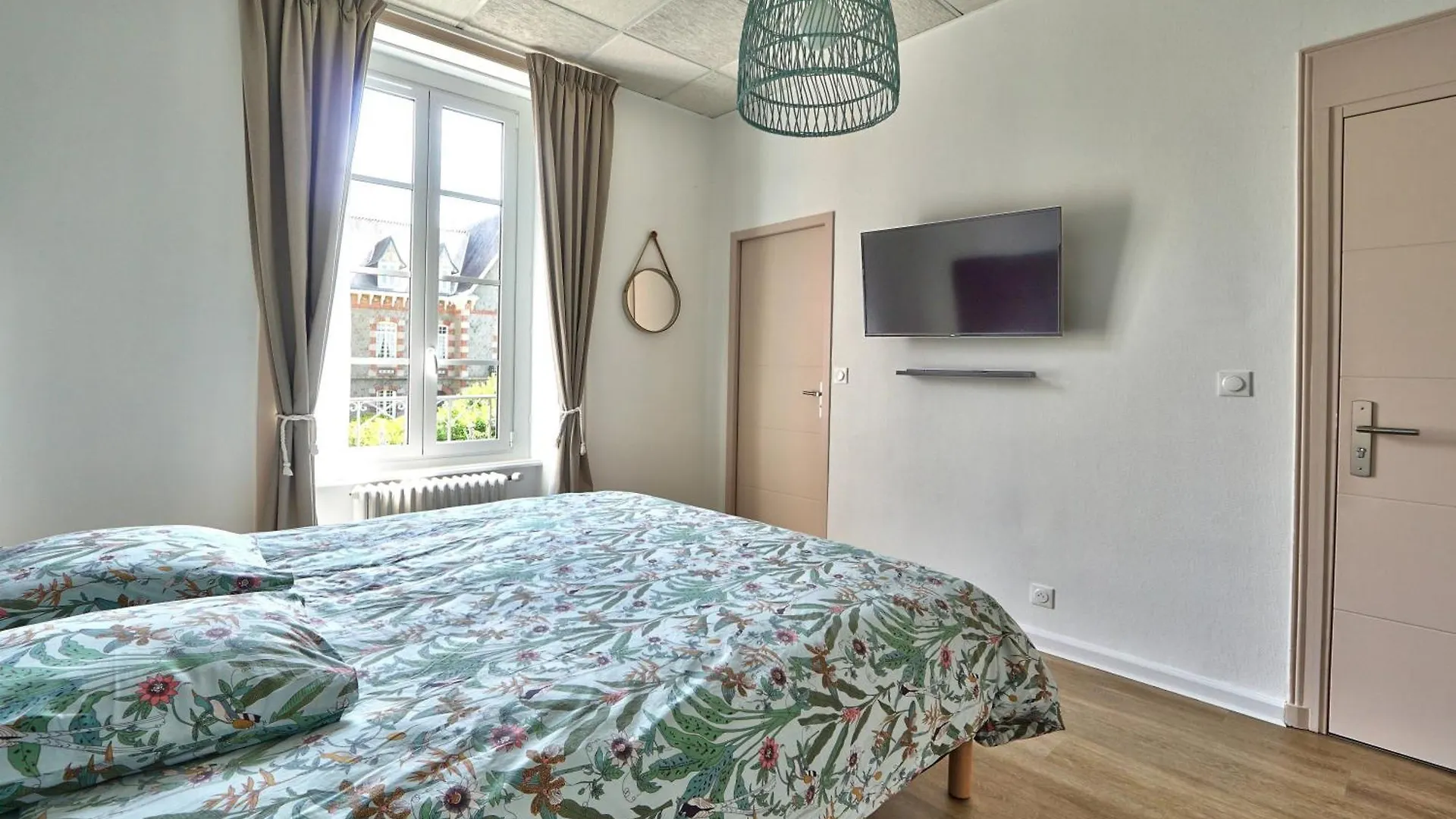Auberge Ti'Gousket Guingamp 0*,  France